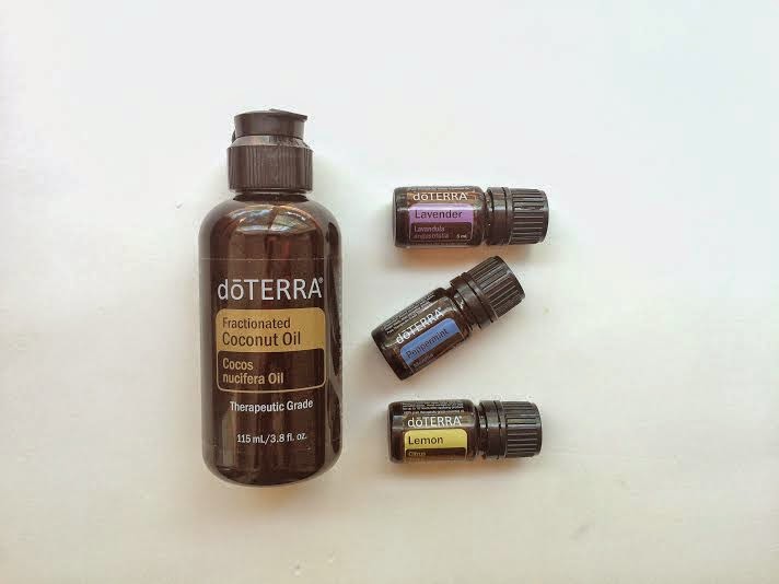 Essential oils from @Hollystic_oils and Essential oils bag from @redfoxlane R E V I E W + giveaway!