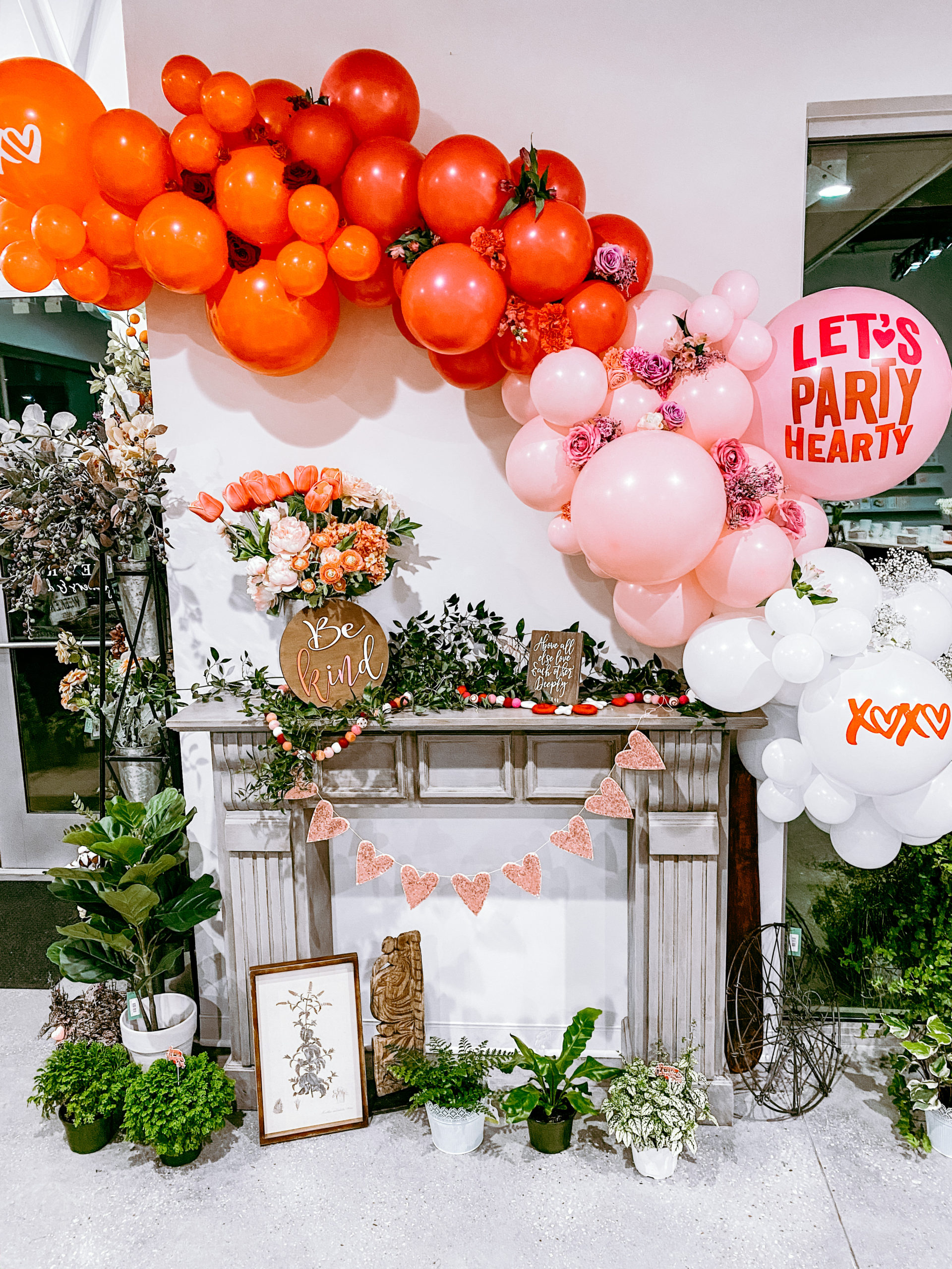 Houston Balloon Decor 🎈 (@blissfulballoonsandbackdrops