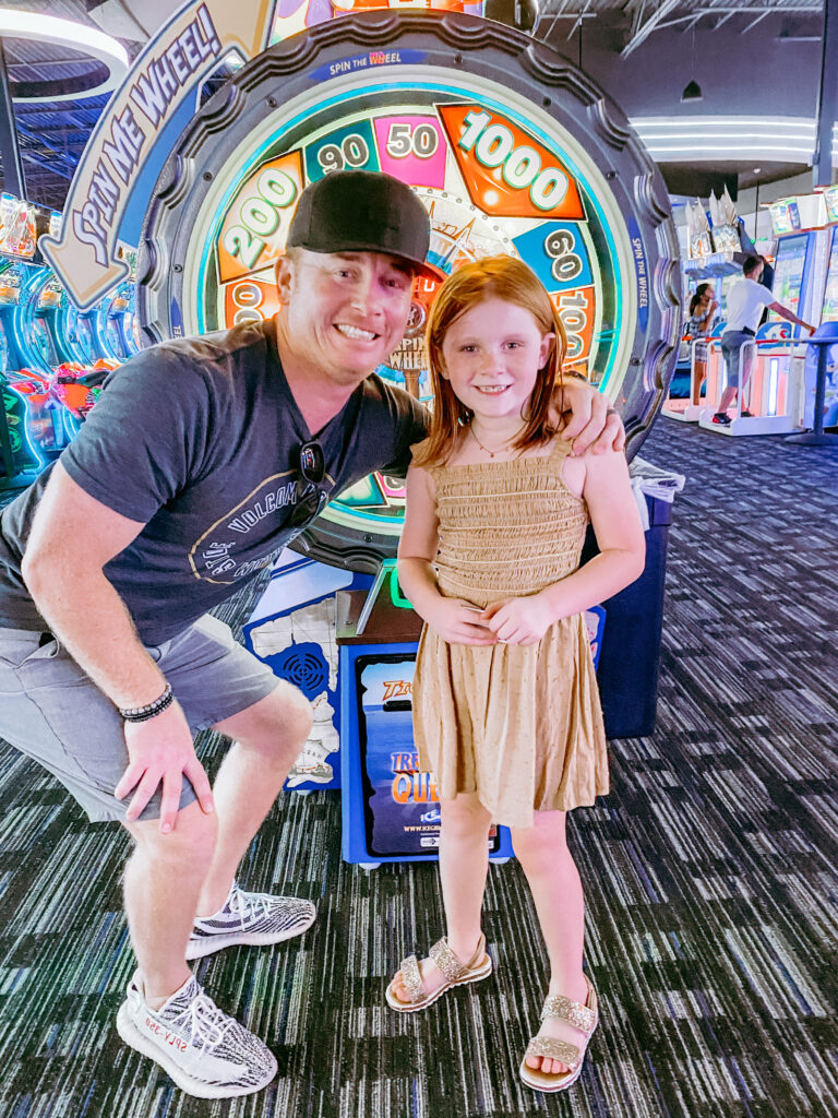 Dave & Buster's Woodlands